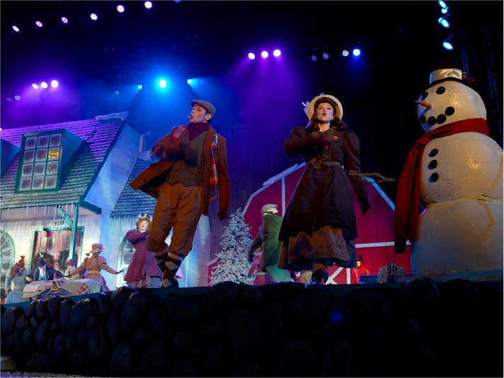 Home for the Holidays stage show at Knott's Merry Farm