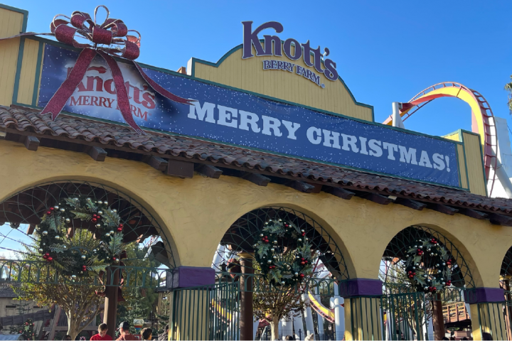 Knott's Merry Farm 2025 Entrance Gate