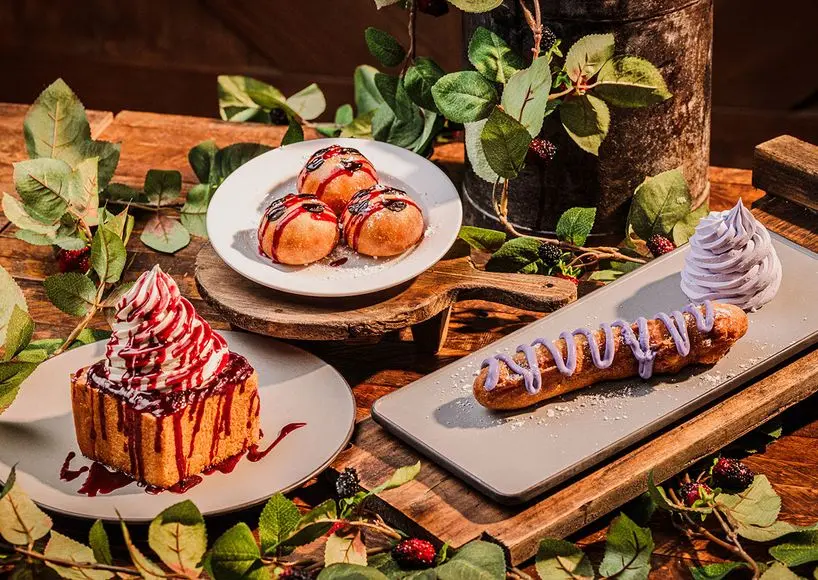 Knotts Boysenberry Festival Ghost Town Grub