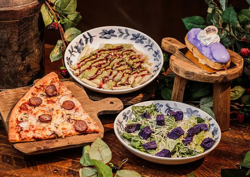 Knott's Boysenberry Festival 2026 Prop Shop Pizza